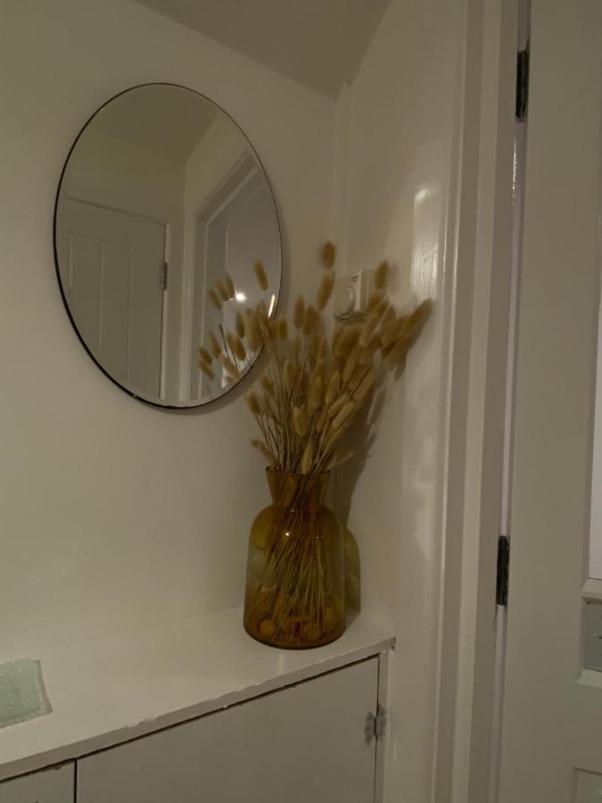 Cosy Loft Apartment Ballycastle Bagian luar foto